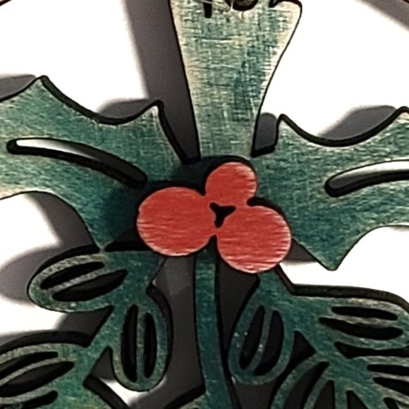 Wooden Christmas ornament Our first Christmas meet me under the mistletoe - Picture 7 of 8